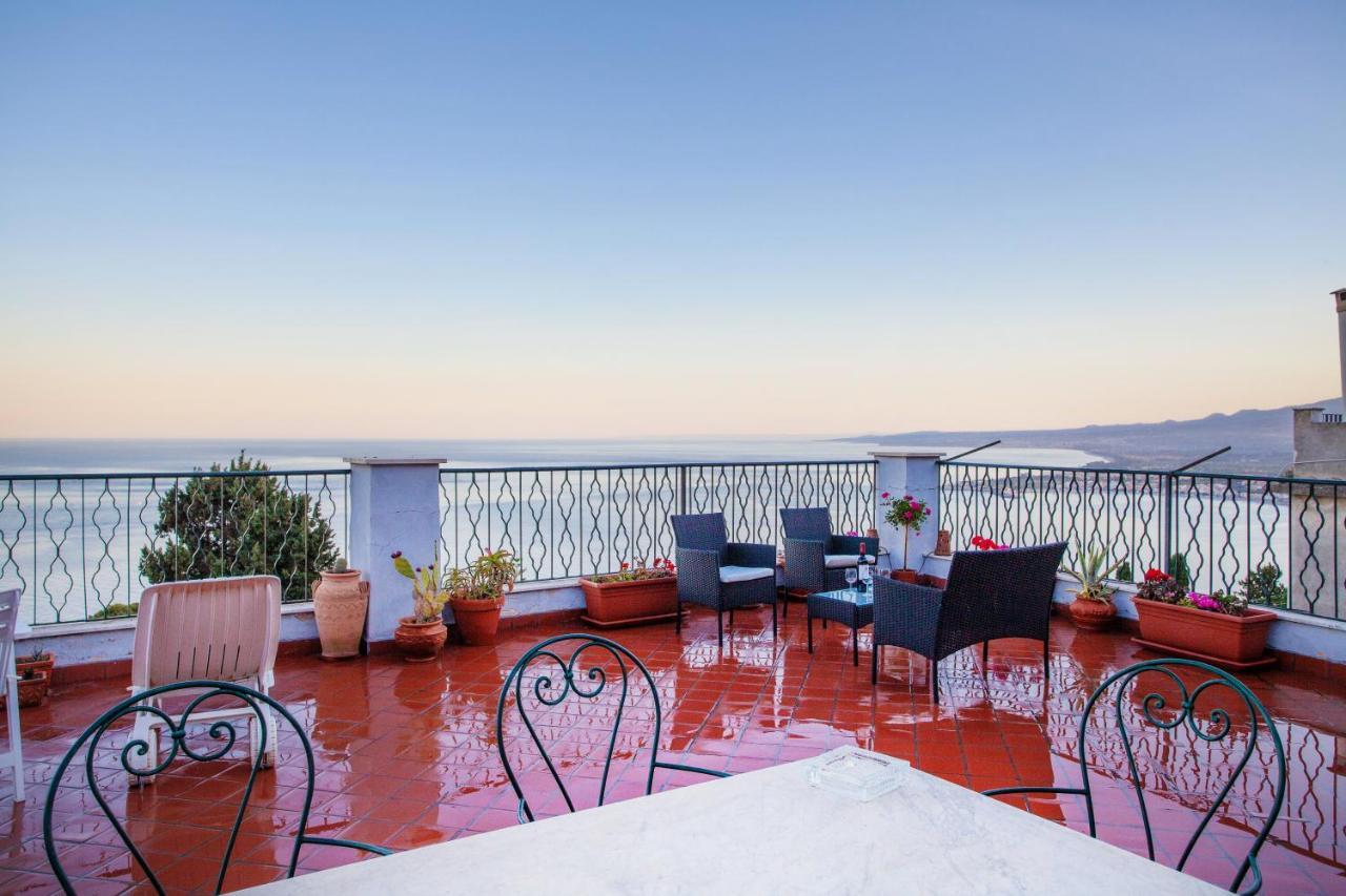 Belvedere House Taormina Exterior photo